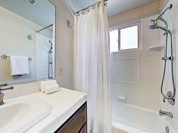 Palm Springs Home 1028305