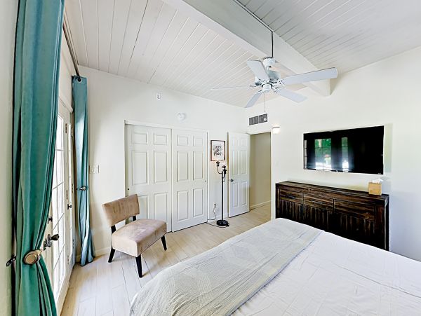 Palm Springs Home 1028305