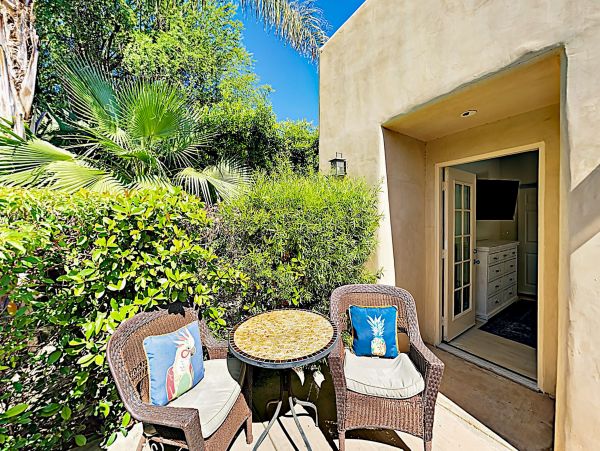 Palm Springs Home 1028305