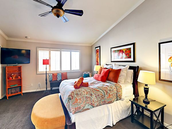 Palm Springs Home 1028306