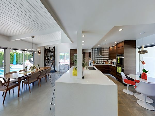 Palm Springs Home 1028307