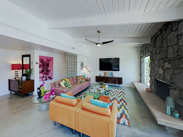 Palm Springs Home 1028307
