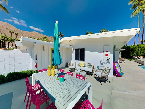 Palm Springs Home 1028307