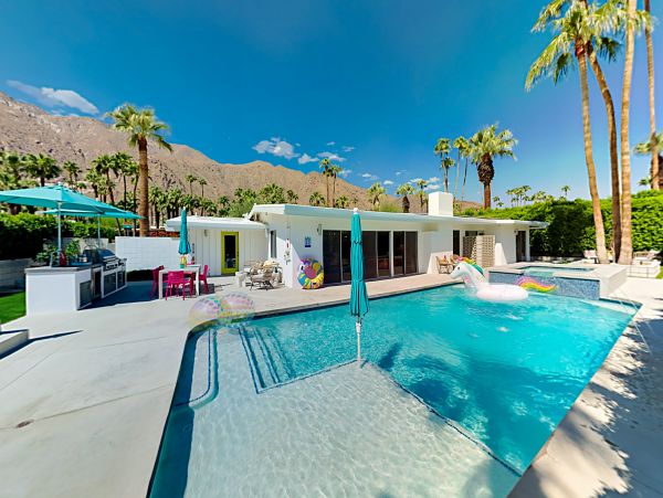 Palm Springs Home 1028307