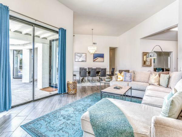 Palm Springs Home 1028308