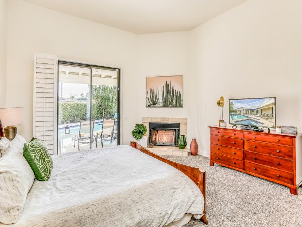 Palm Springs Home 1028308