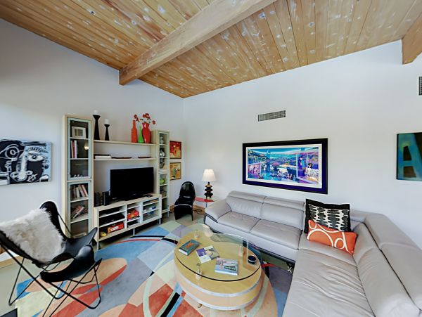 Palm Springs Home 1028309