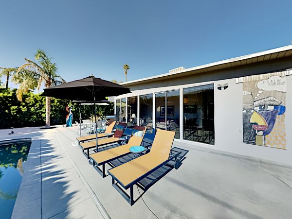 Palm Springs Home 1028309