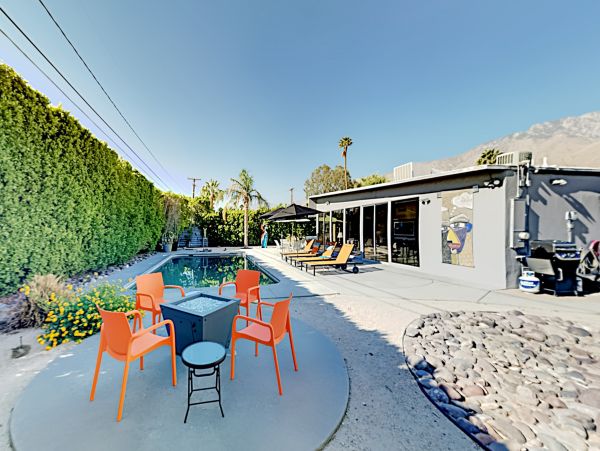 Palm Springs Home 1028309