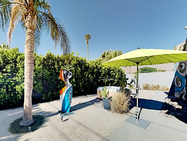 Palm Springs Home 1028309