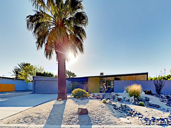 Palm Springs Home 1028309