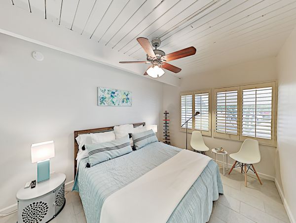 Palm Springs Home 1028310
