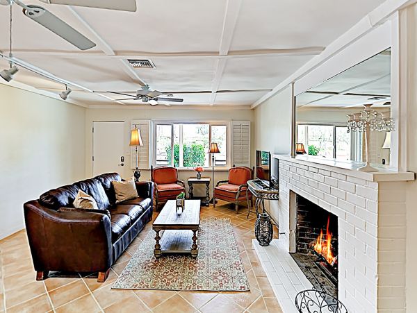 Palm Springs Home 1028311