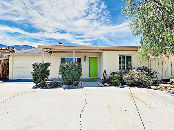 Palm Springs Home 1028311
