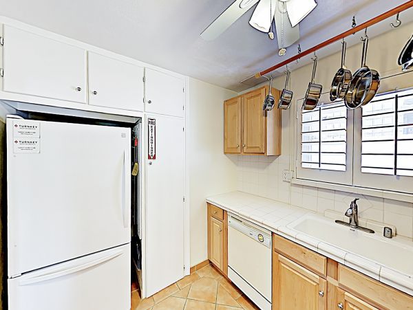 Palm Springs Home 1028311