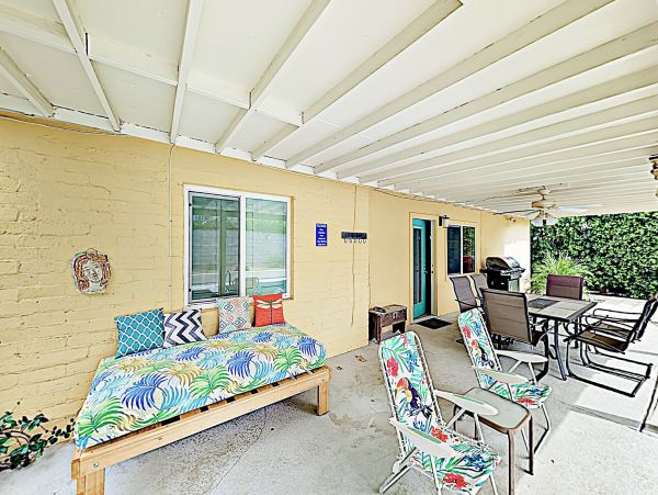 Palm Springs Home 1028311