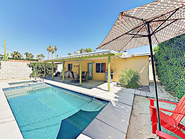 Palm Springs Home 1028311
