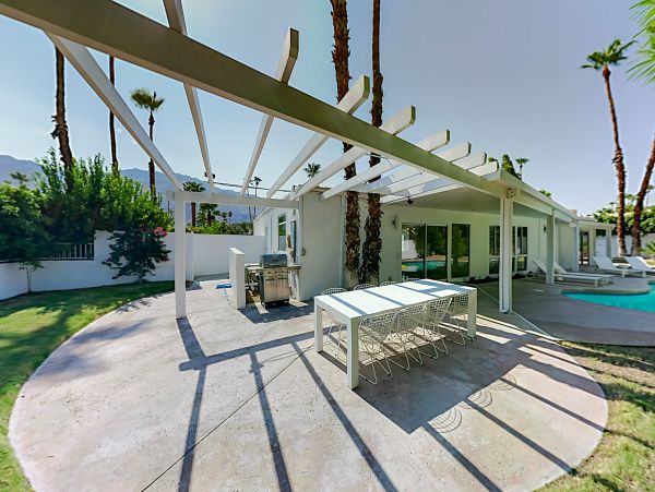 Palm Springs Home 1028312