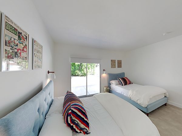 Palm Springs Home 1028312