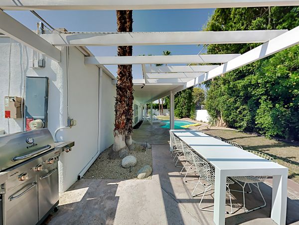 Palm Springs Home 1028312