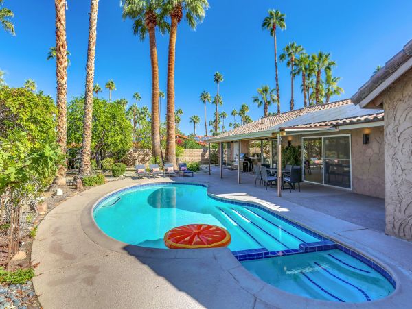 Palm Springs Home 1028313