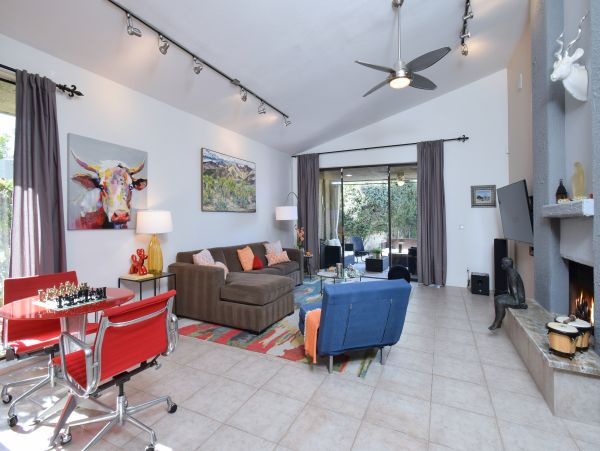 Palm Springs Home 1028314