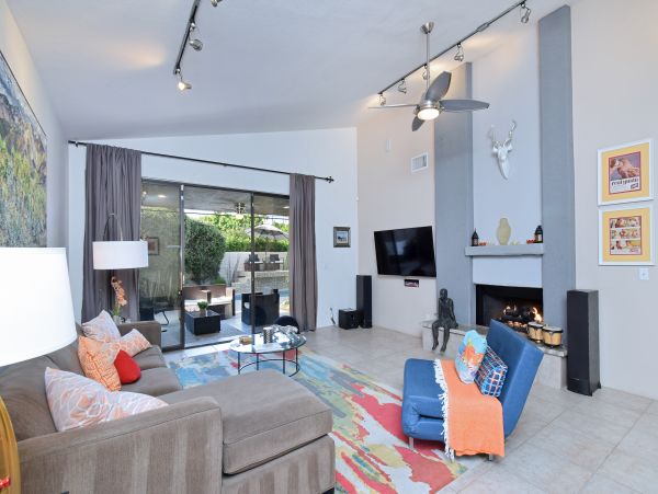 Palm Springs Home 1028314