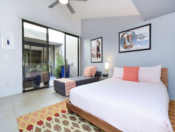 Palm Springs Home 1028314