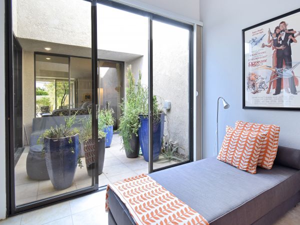 Palm Springs Home 1028314