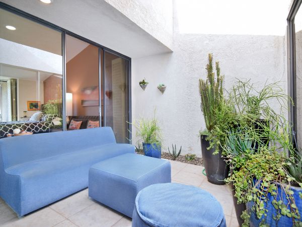 Palm Springs Home 1028314