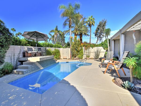 Palm Springs Home 1028314