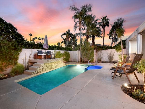 Palm Springs Home 1028314