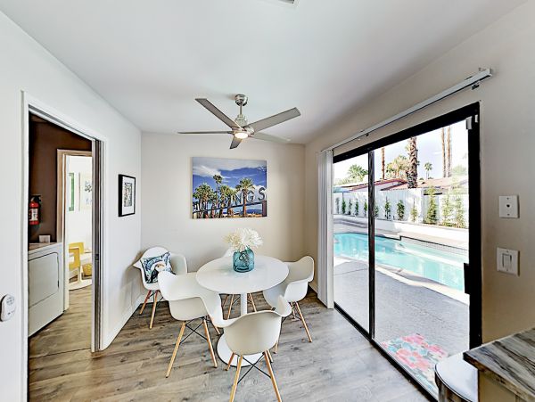 Palm Springs Home 1028315