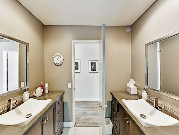 Palm Springs Home 1028315