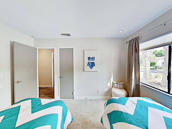 Palm Springs Home 1028315