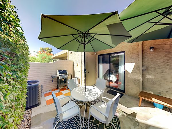 Palm Springs Home 1028316