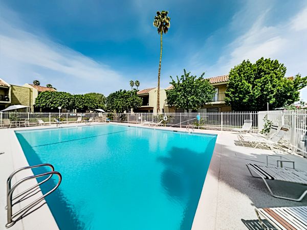 Palm Springs Home 1028316