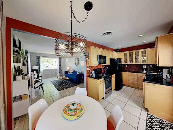 Palm Springs Home 1028317