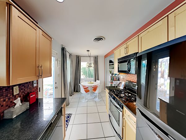 Palm Springs Home 1028317