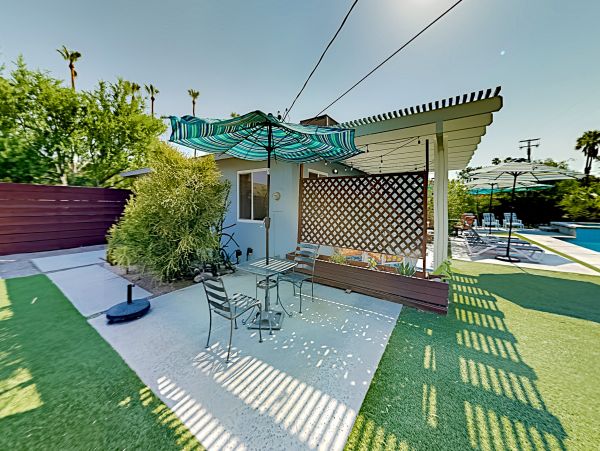 Palm Springs Home 1028317