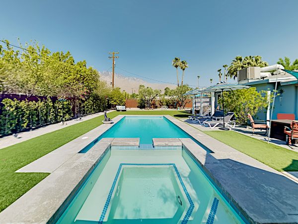 Palm Springs Home 1028317