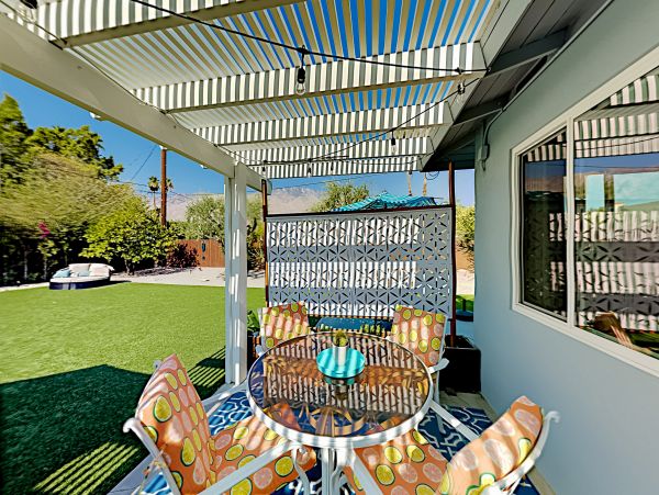 Palm Springs Home 1028317