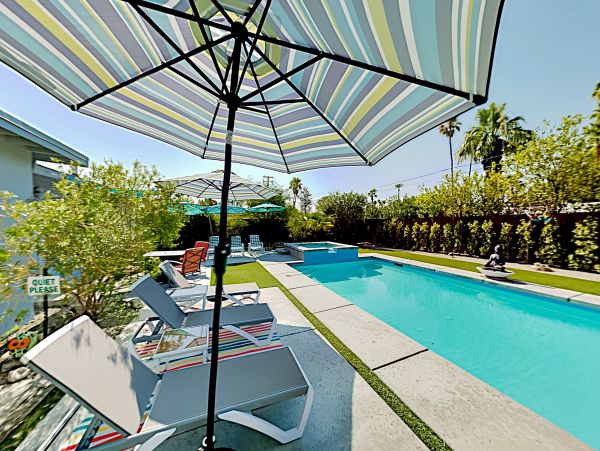 Palm Springs Home 1028317