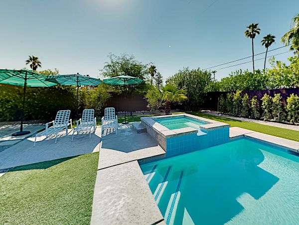 Palm Springs Home 1028317