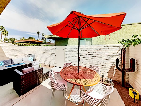 Palm Springs Home 1028318