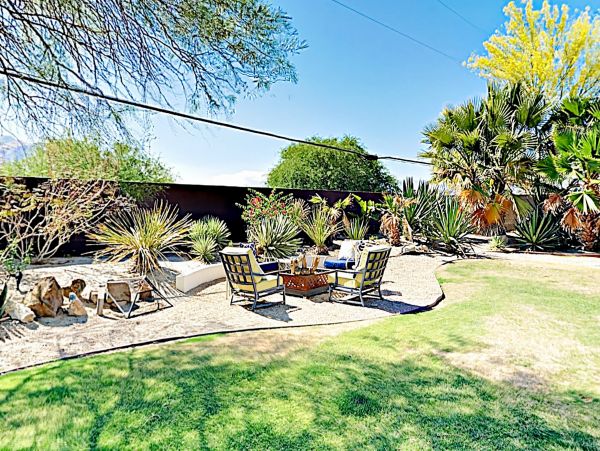 Palm Springs Home 1028319
