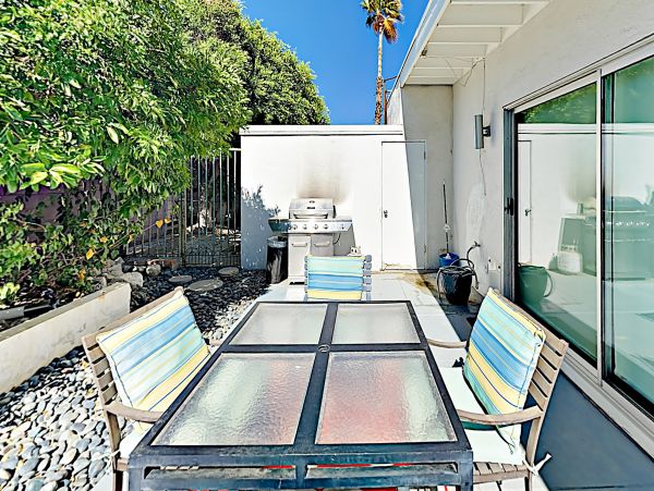 Palm Springs Home 1028319