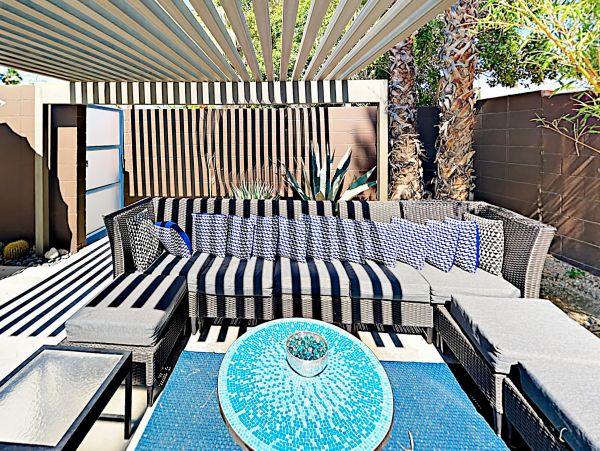 Palm Springs Home 1028319