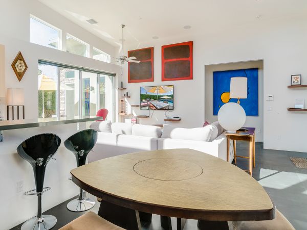 Palm Springs Home 1028320