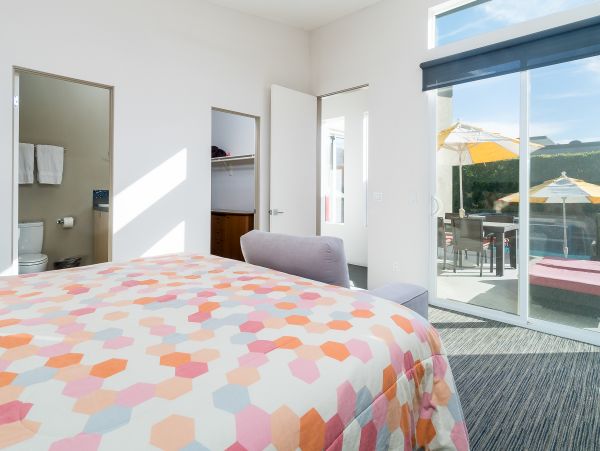 Palm Springs Home 1028320